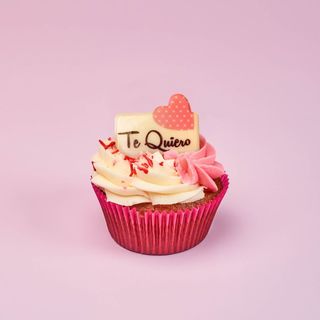 Cupcake mousse rosa/blanco