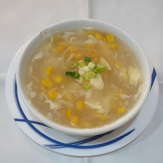 Sopa De Pollo Con Maíz