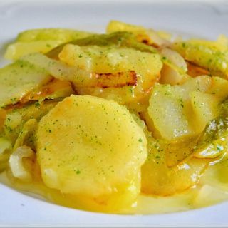 Patatas A Lo Pobre (Ración)