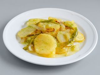 Patatas A Lo Pobre (Ración)
