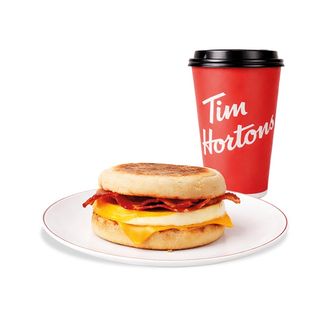 Menú English Muffin Bacon Y Queso