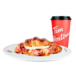 Menú croissant bacon y cheddar