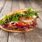 Kebab Pan Pita Mixto