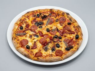 Pizza diavoletta 36 cm.)