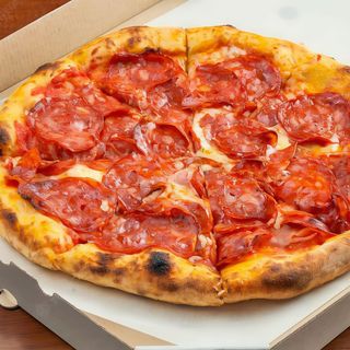 Pizza Salami Chorizo (28 Cm.)