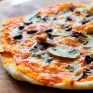 Pizza Romana (33 Cm.)
