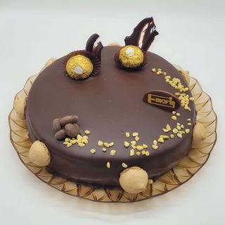 Tarta Ferrero De Chocolate (6 Porciones)