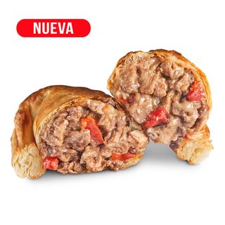 Empanada de Vacío con Provoleta