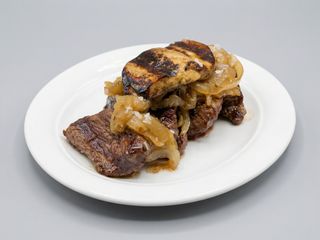 Daus de filet amb foie i ceba