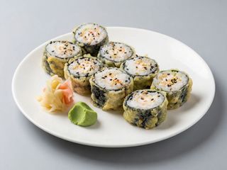 Tempura maki de langostino y crema de queso (8 uds)