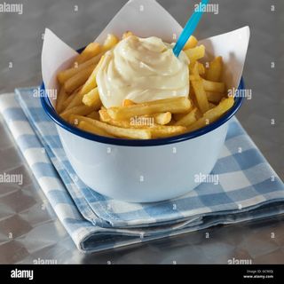 Patata frita con fonduta do parmesano