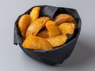 Patata Picante Con Salsa