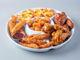 Combo Pack Cruxi Pollo 12 ud (nuggets + Tiras crujientes + fingers + alitas con patatas 100gr