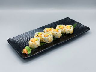 S31. Uramaki Roll Chicken (8 Uds.)