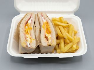 Sandwip Mixto con huevo + patatas fritas