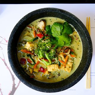 Curri Verde Thai De Vegetales Y Shitakes