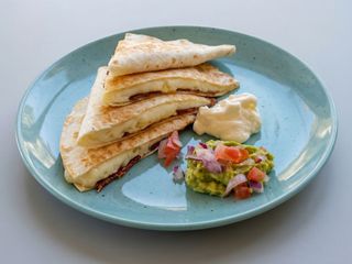 Quesadilla Tinga (4 Pzs.)