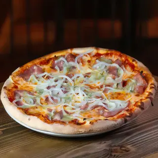 Pizza Alla Tirolese