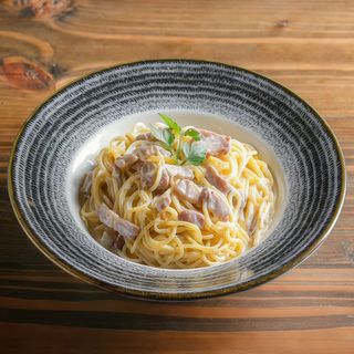 Spaghetti Carbonara con nata