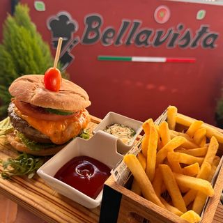 Hamburger blak angus con patatine