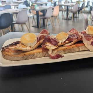 11. Torrada Pollo A La Plancha