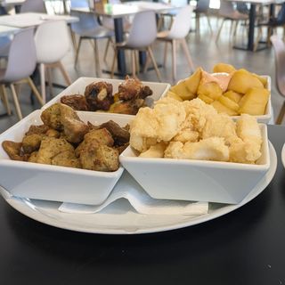 4. pinchos, chocos, bravas y alitas adobadas