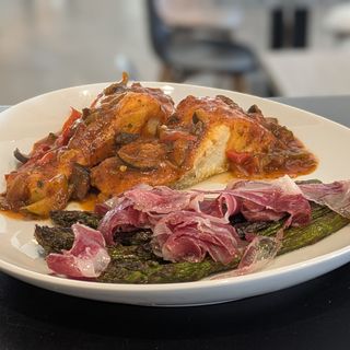 5. Plato Combinado Bacalao Con Sanfaina