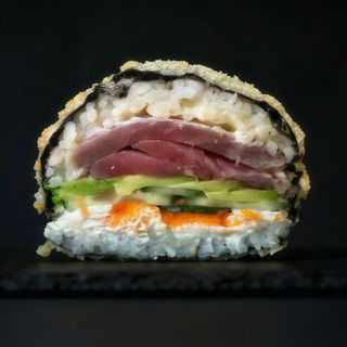 FAVORITO DE LOS CLIENTES - Sushi Burger con Atun