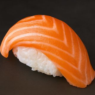 Sake Nigiri (1 Uds.)