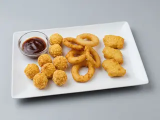 Ración De Delicias De Queso Y Jalapeños