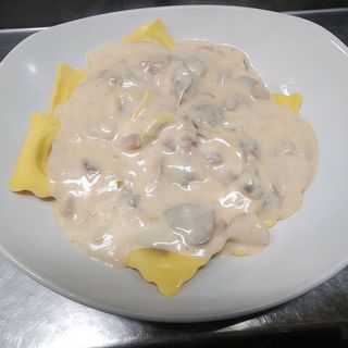 Prosciutto e funghi