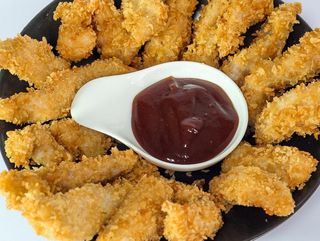 Fingers de Pollo + Patatas y Salsa Miel Mostaza