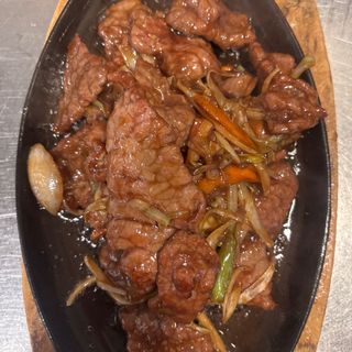 116. Ternera con cebollita