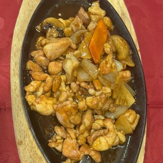 67. Pollo con almendras