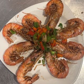 43. Langostinos con sal y pimienta