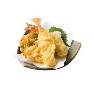 14.Tempura de lasngostinos y verduras (8uds.)
