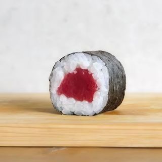 31.Maki de atún (8 uds)