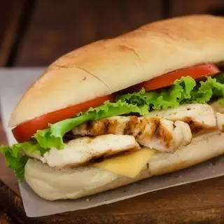 Bocadillo De Pechuga Especial