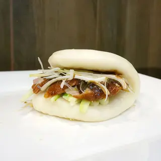 12. Bao De Pollo Teriyaki