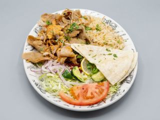 Plato Kebab Con Ternera Y Arroz
