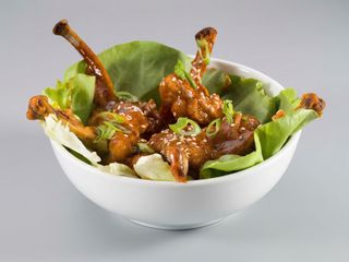 Tapa De Alitas De Pollo Con Salsa Explosiva