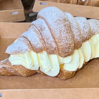 Croissant Relleno Lemon pie