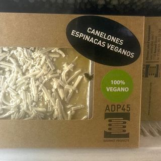 Canelones Espinacas pasas y piñones