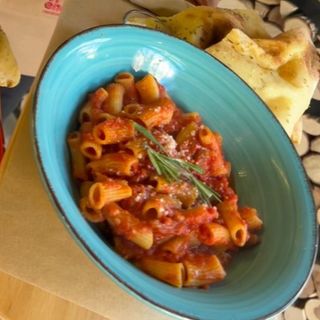 Maccheroncini a la Amatriciana