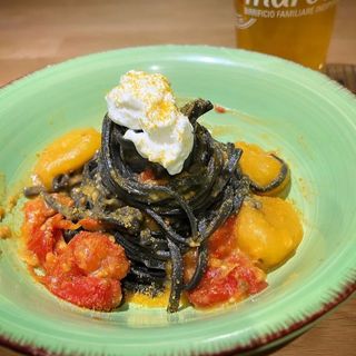 Tagliolini al nero di seppia