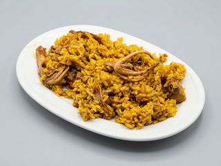 Paella de pollo