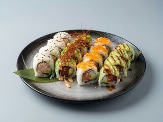Combo Uramaki (16 Pzs.)