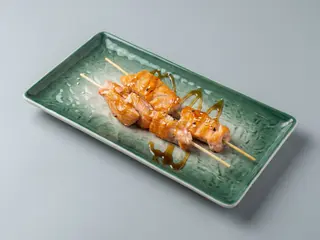 Yakitori De Salmón (2 Pzs.)