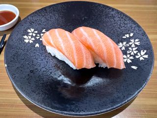 Nigiri Salmón (2 Uds.)