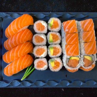 \\\\Bandeja Salmón (20 Uds.)\\\\